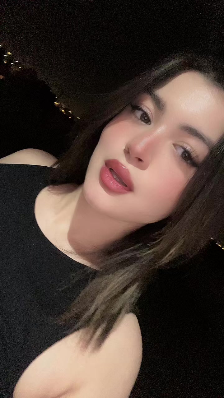@👑  Evaa  👑