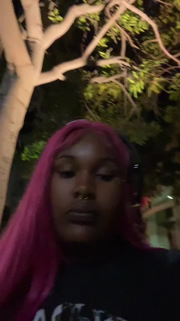 @wolfgyaal