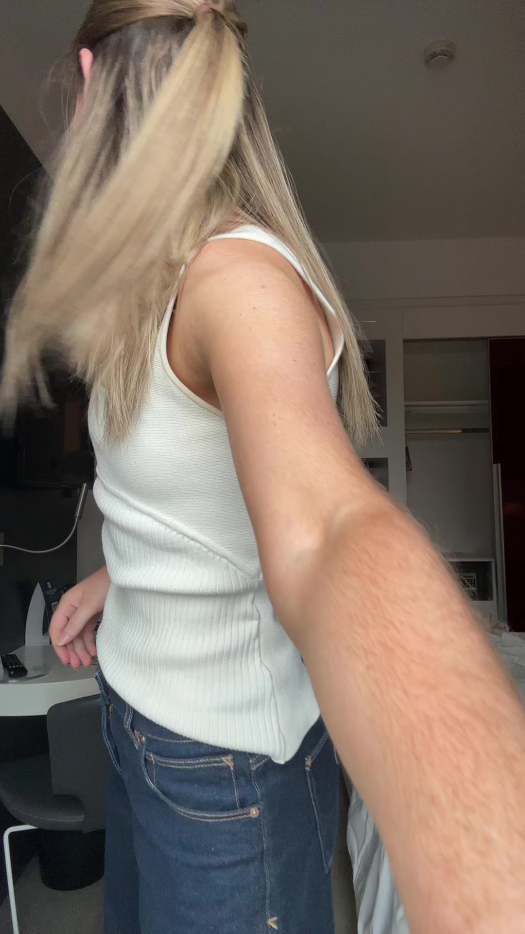 @Lara
