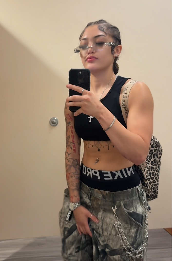 @pyt.anjelita