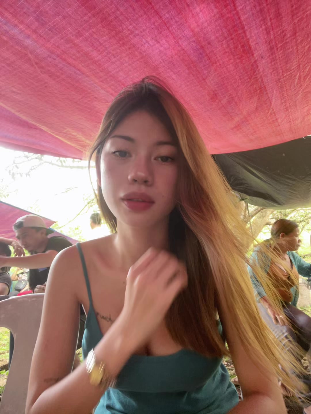@Cheska03
