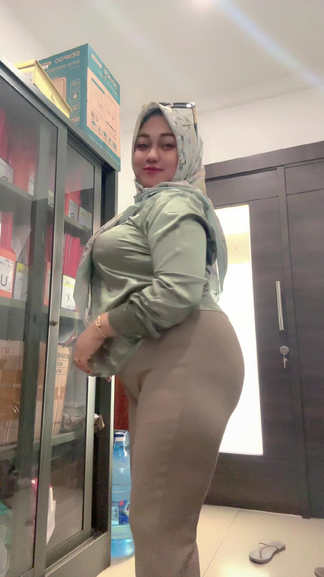 @momihzahwavarel