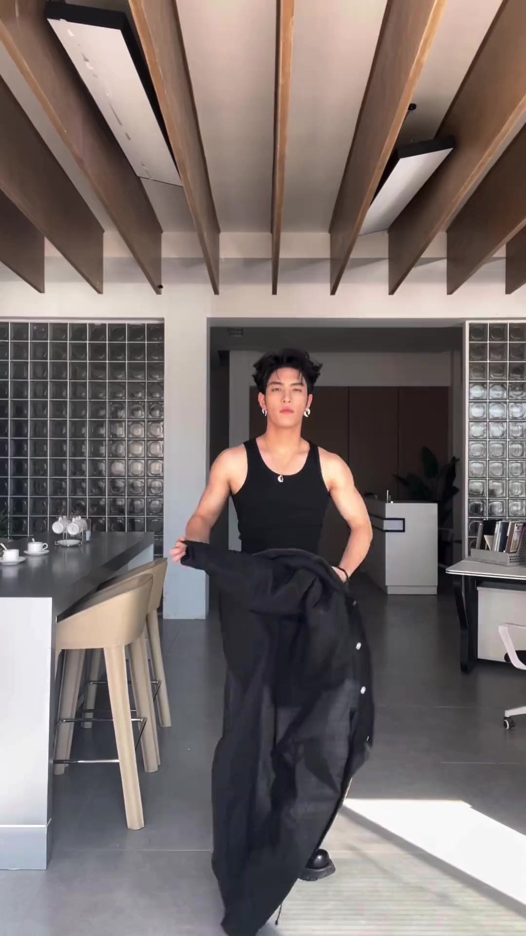 @何衍朝-