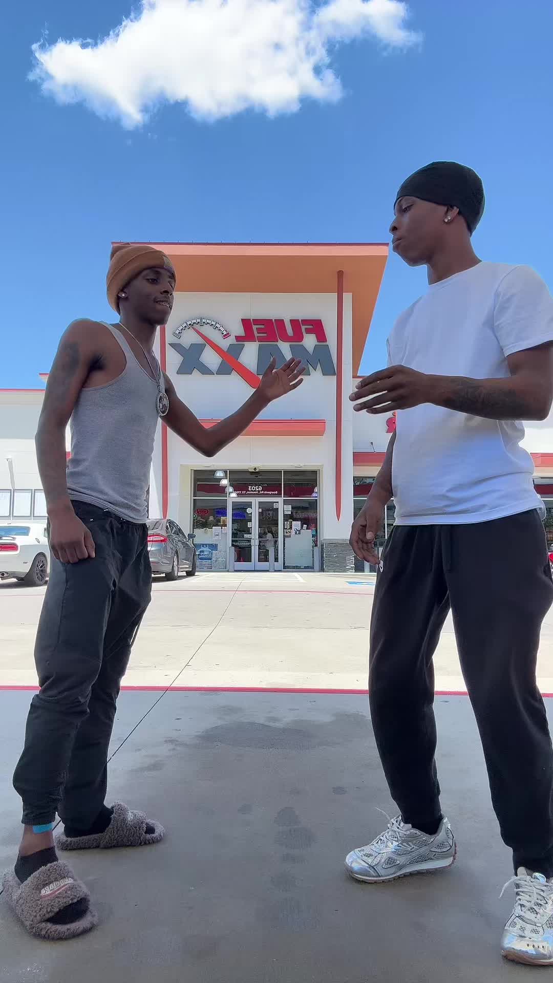 @Dee