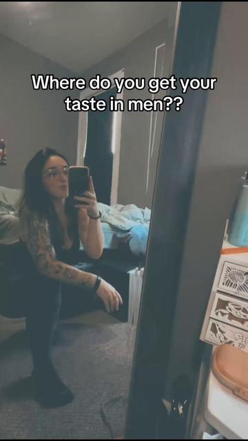 @Jenn✨🖤