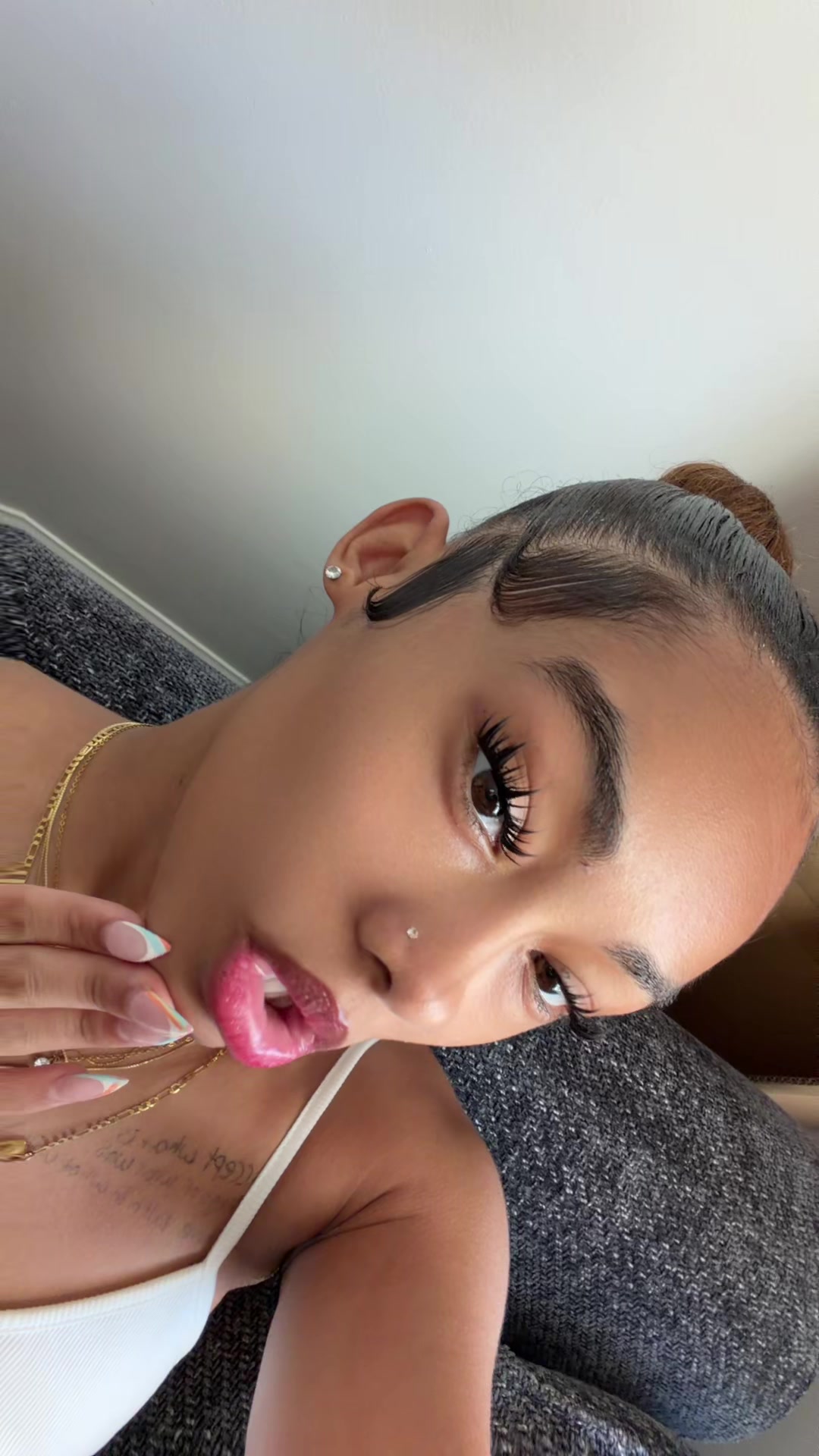 @🧞&zwj;♀️..