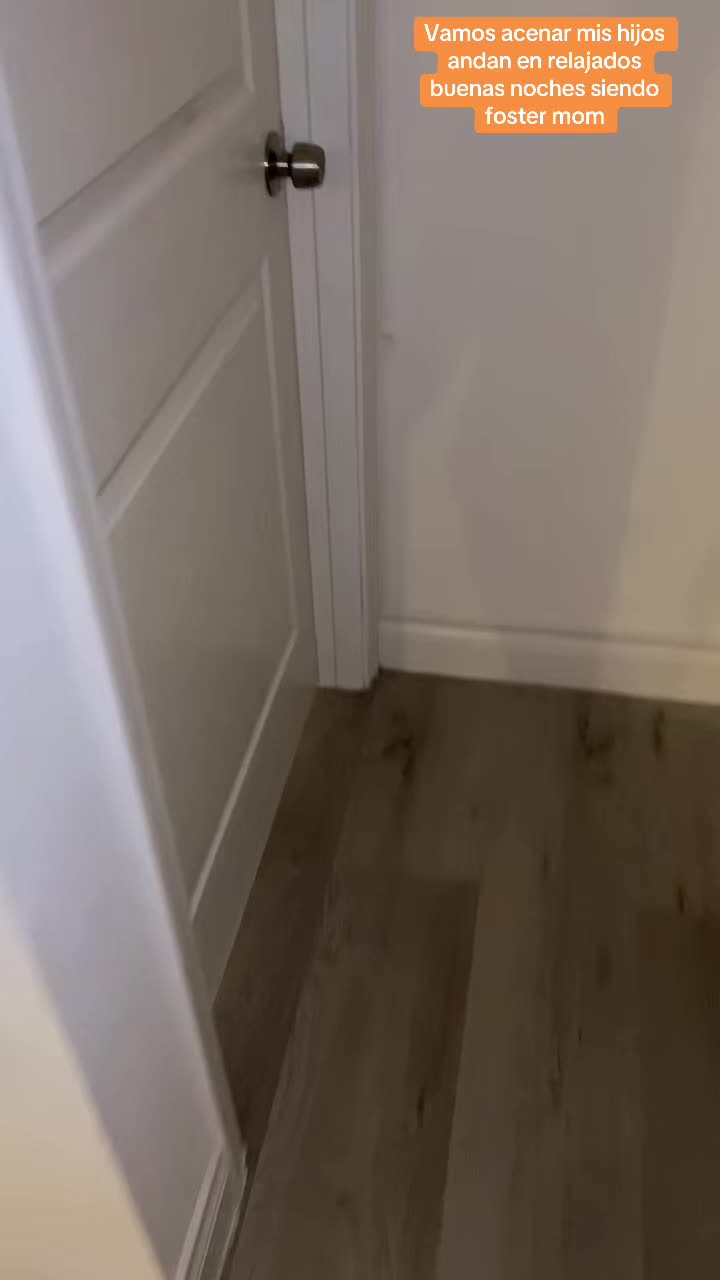 @lalalopez