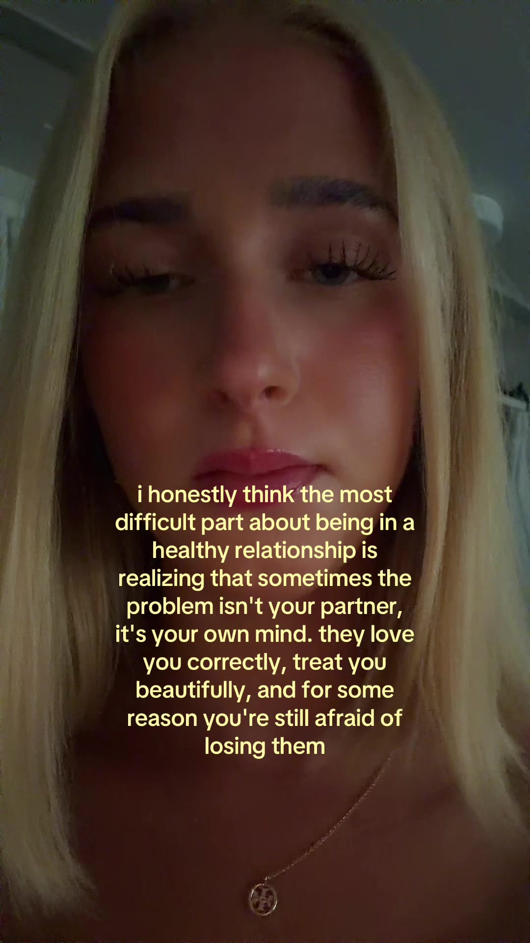 @theelliebarker
