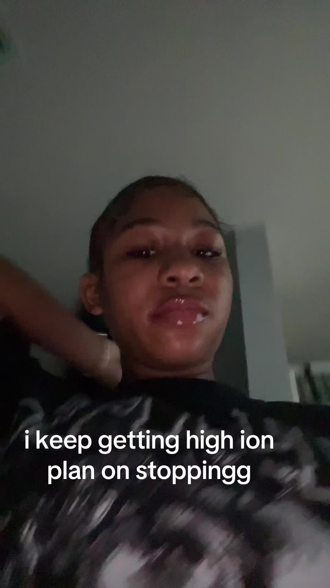@🖤👱🏽♀️🎀📓