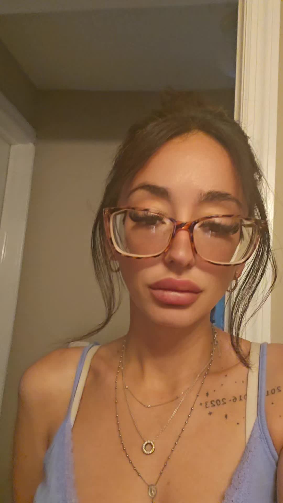 @Laur