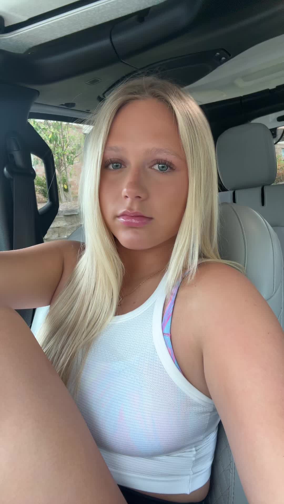 @alexaa.rileyy