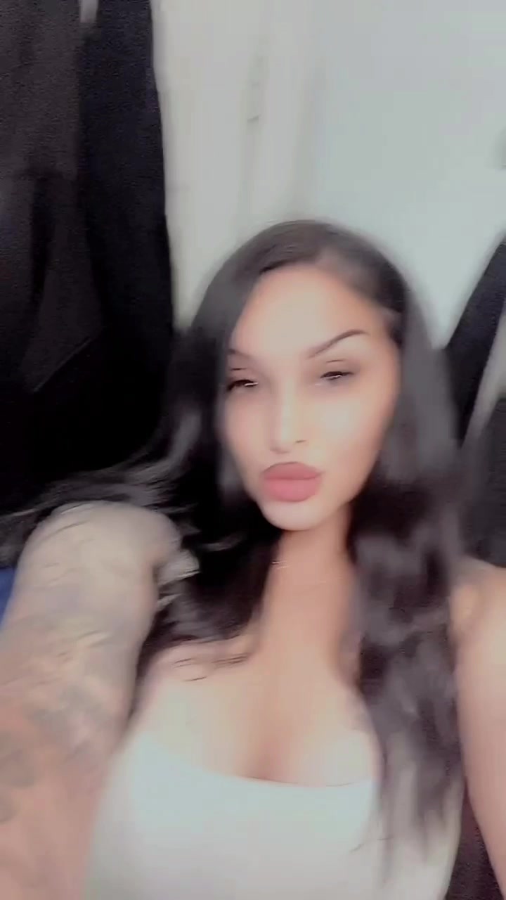 @꧁𝕱𝖆𝖑𝖑𝖔𝖓𝖒𝖔𝖓𝖎𝖖𝖚𝖊꧂