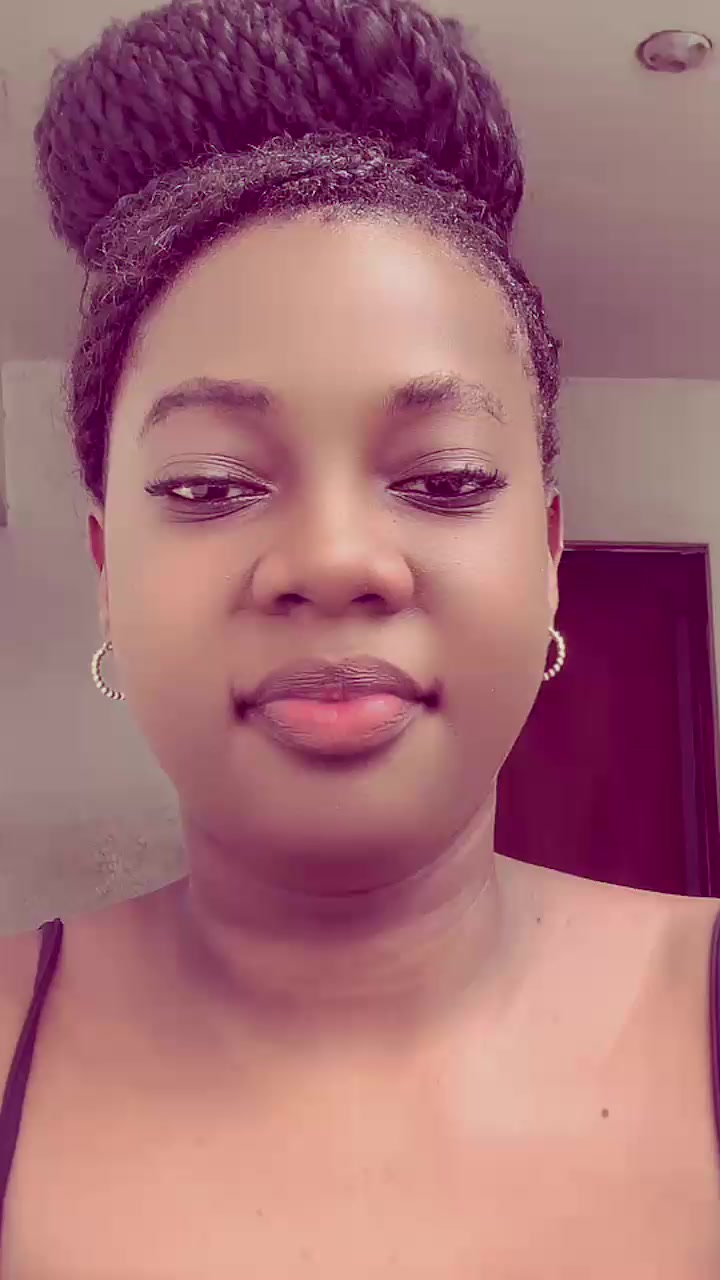 @<<Poupée noire 🥺🌹🤎