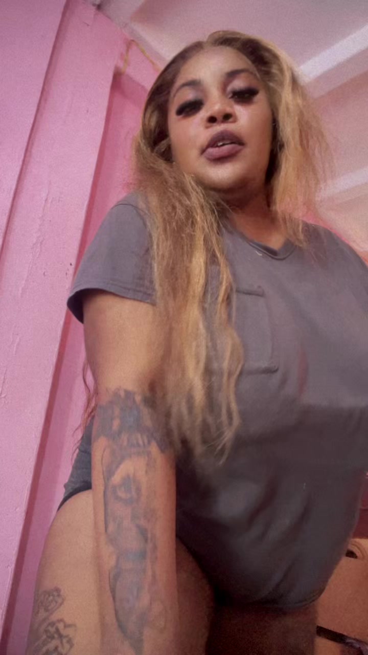 @DD MaMMi👑❤🇯🇲