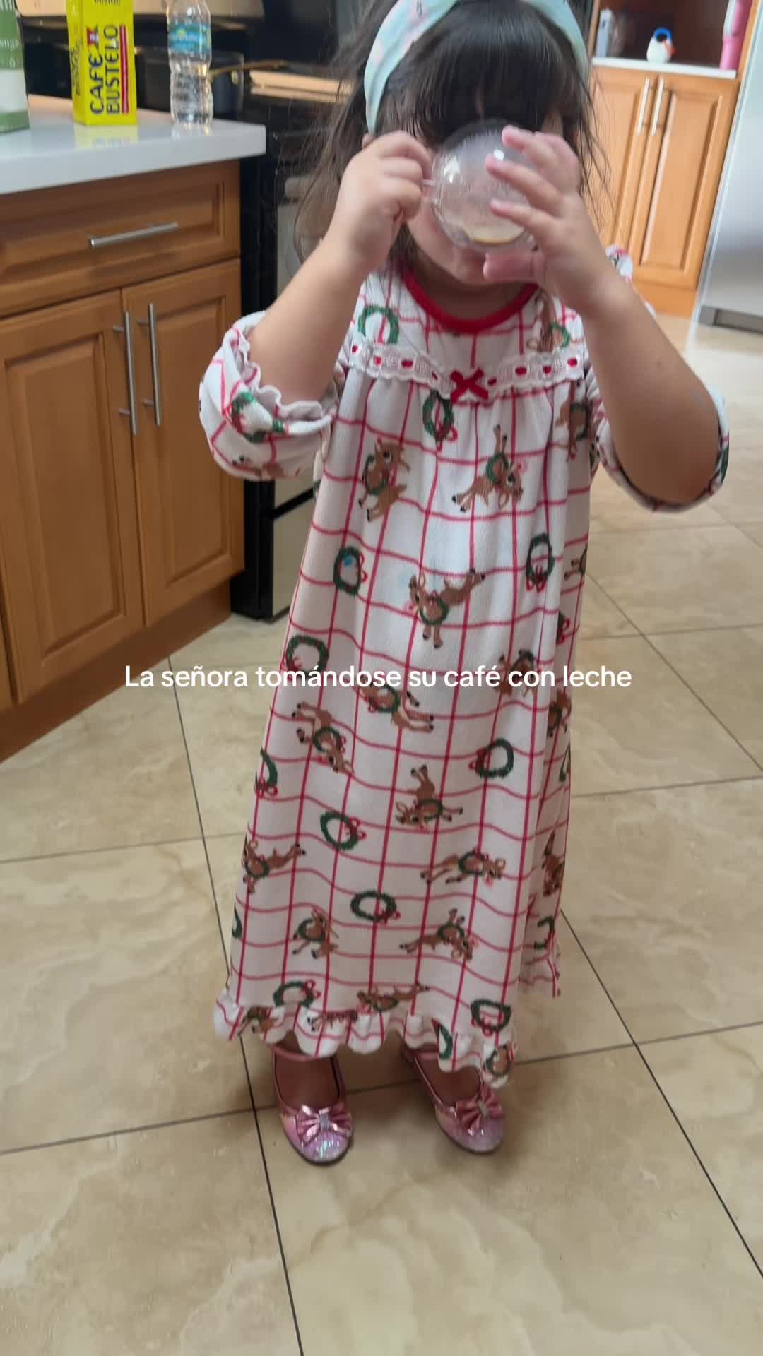 @Klarissa &bull; GIRL MOM 🎀