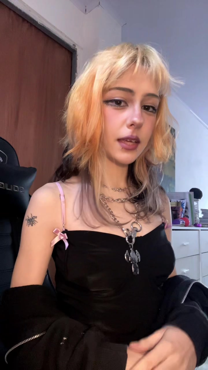 @Julieta