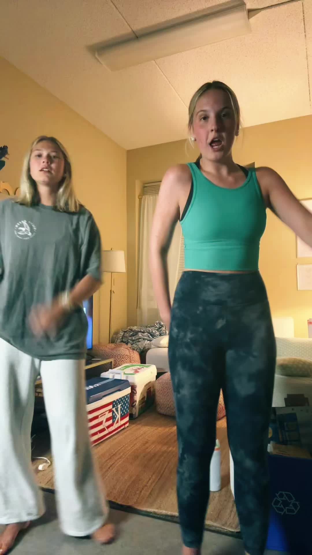 @gabbiwatson