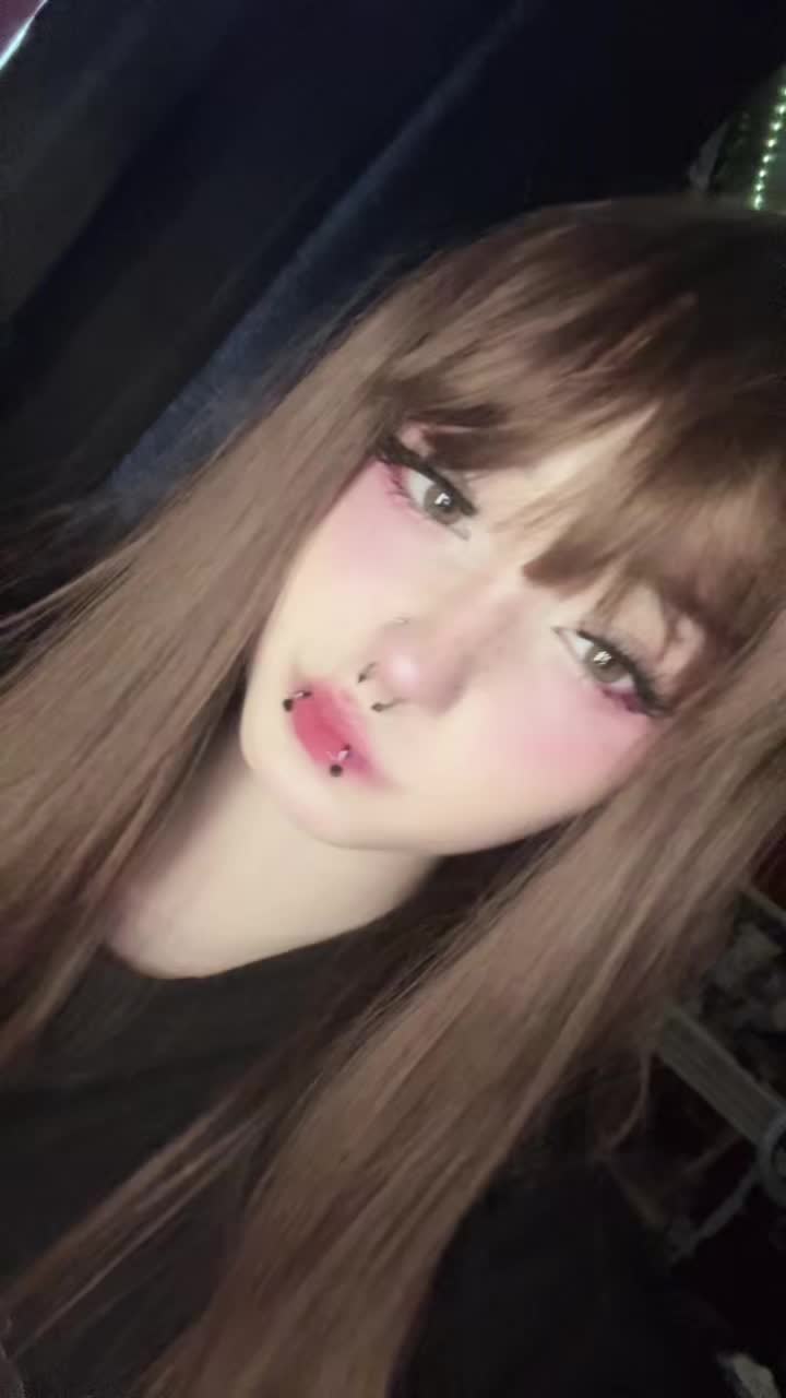 @waifulacey