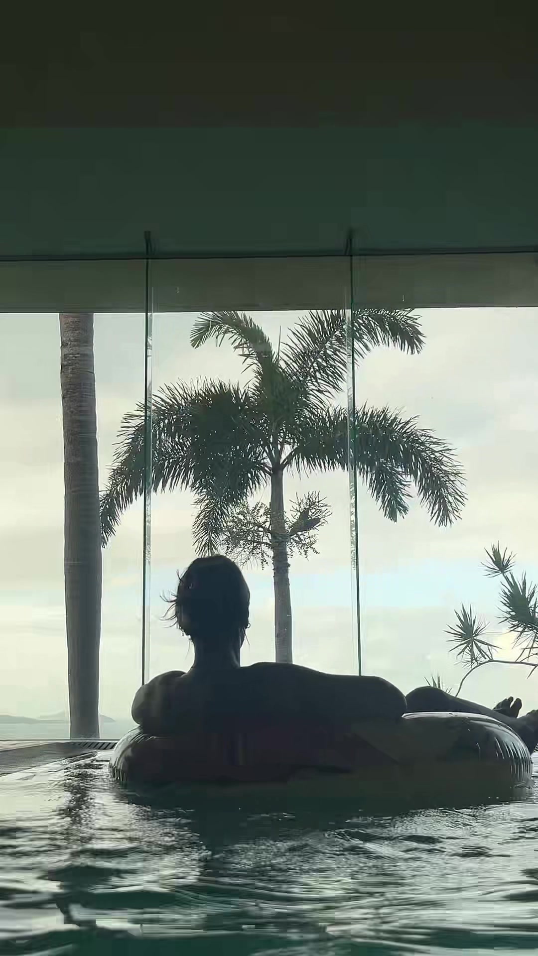 @Jess Pyne | trini in australia