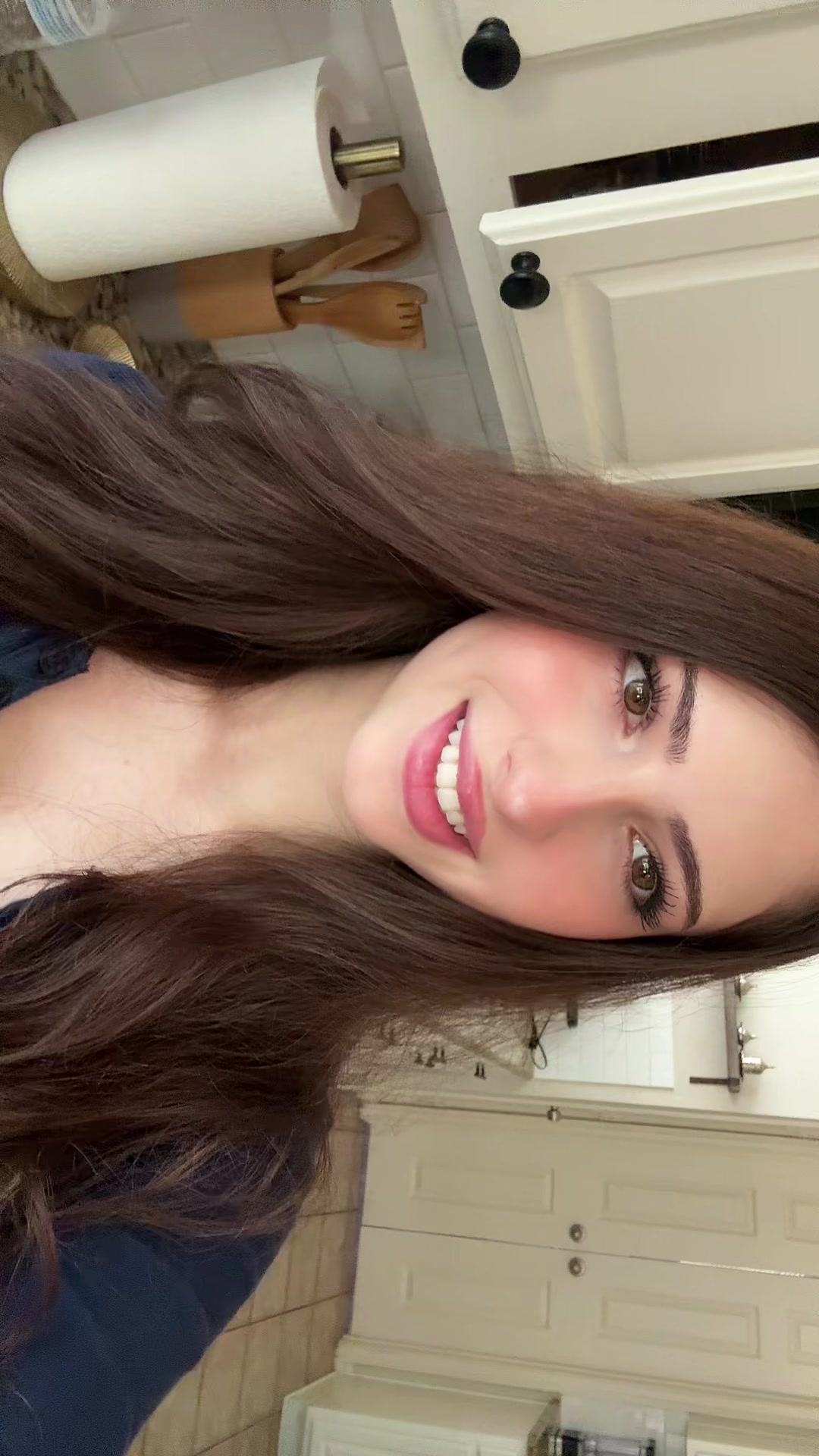 @elena