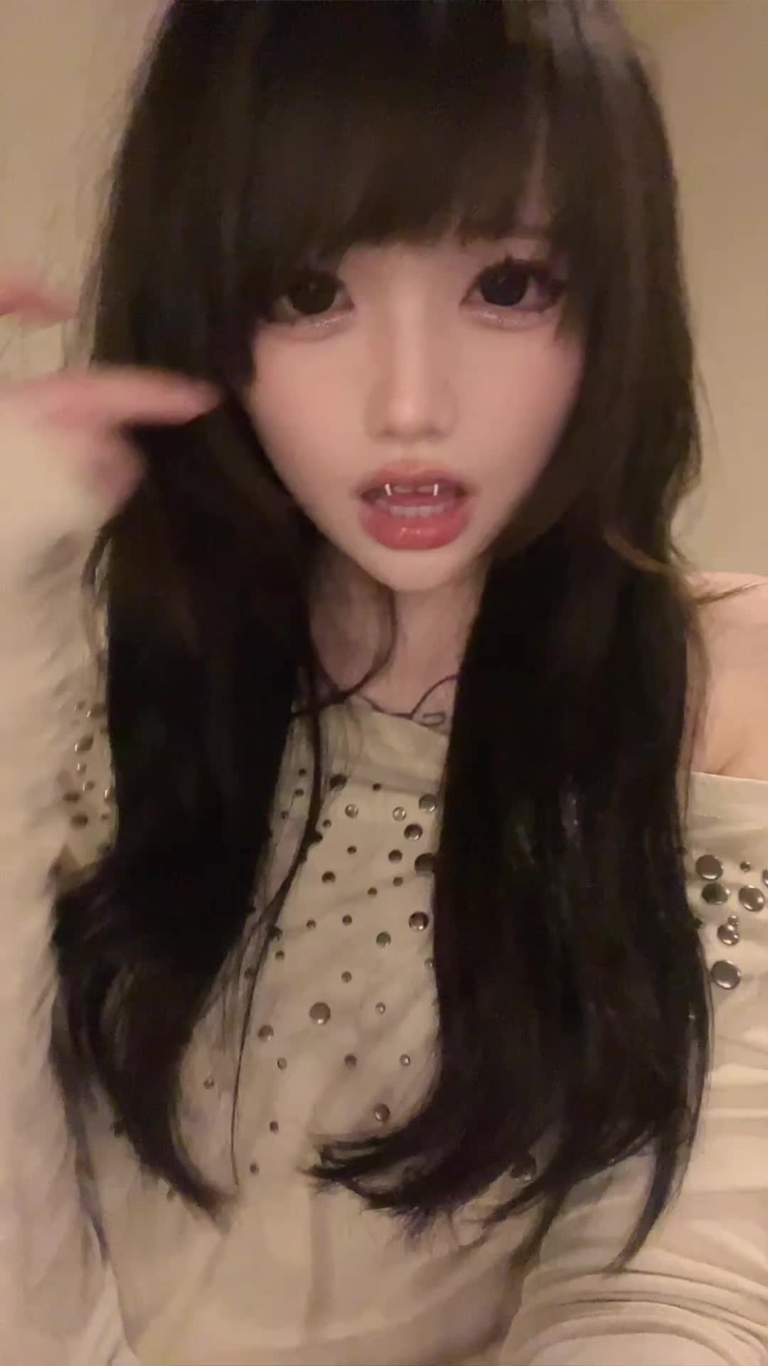 @りの