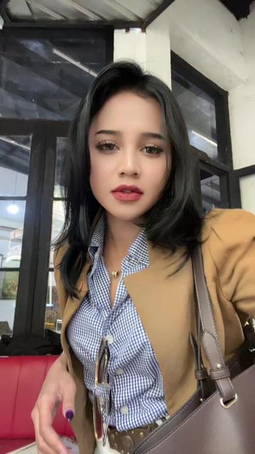 @Vickyvwa