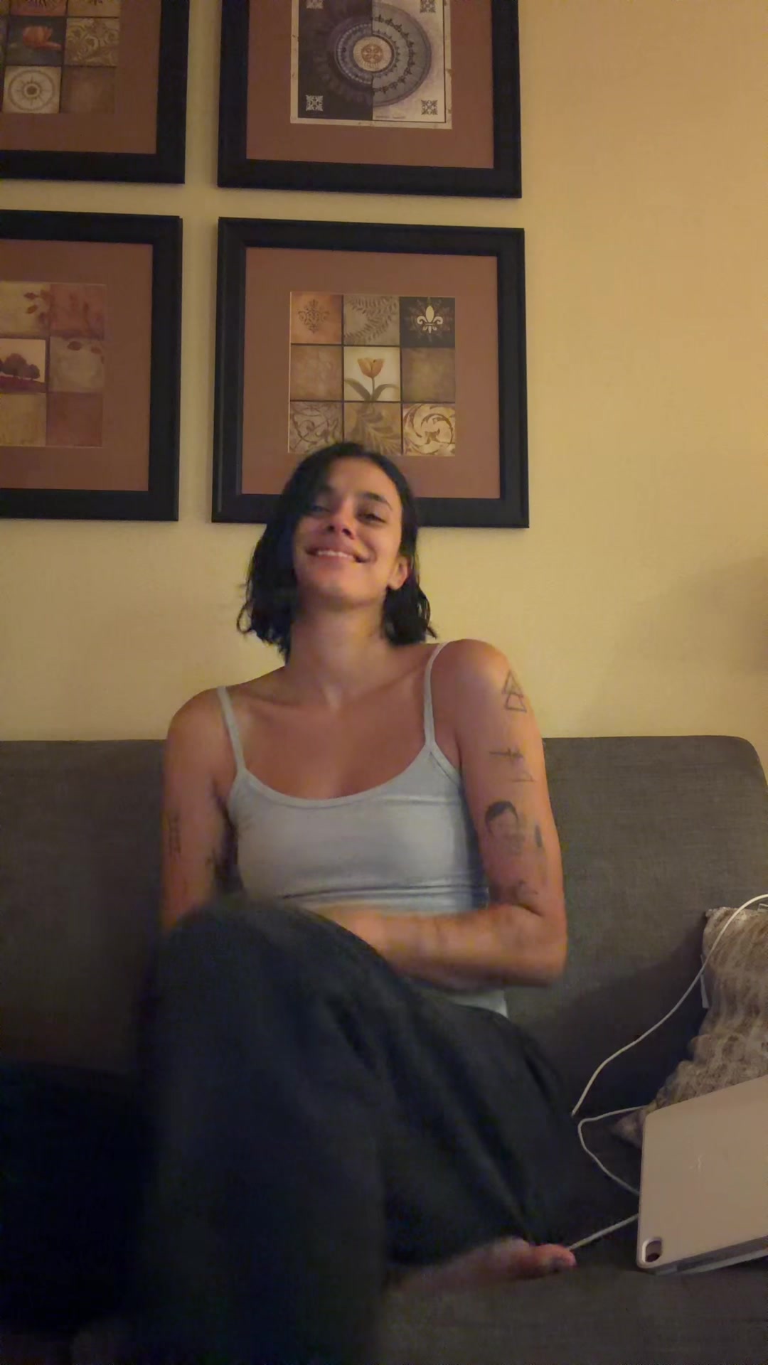 @LAYSLA