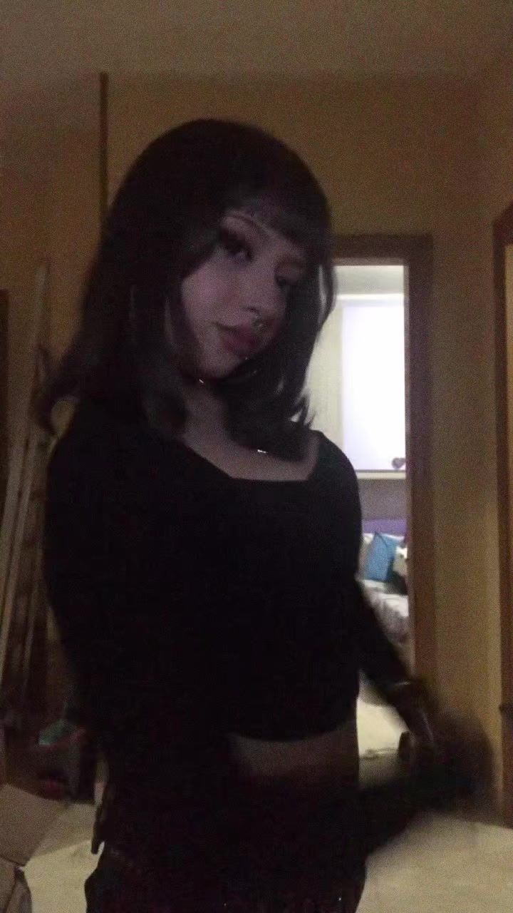 @👻