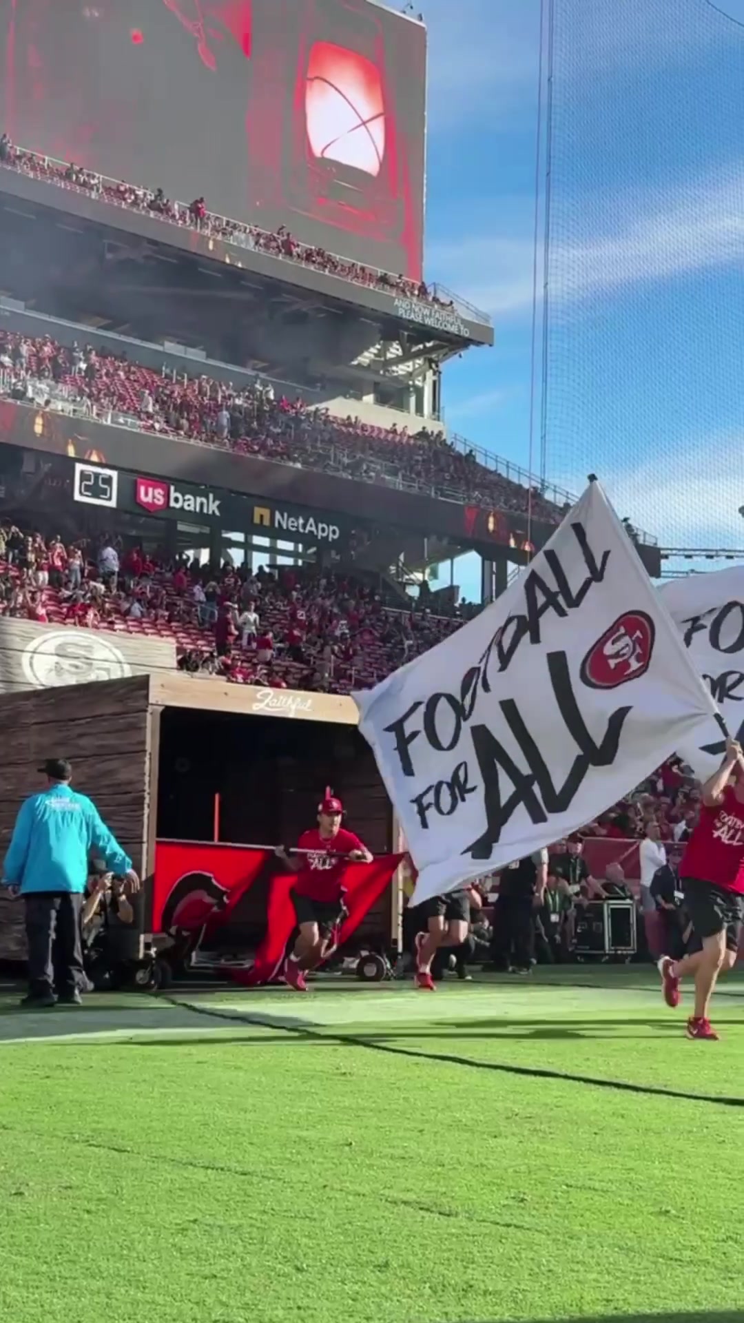@San Francisco 49ers