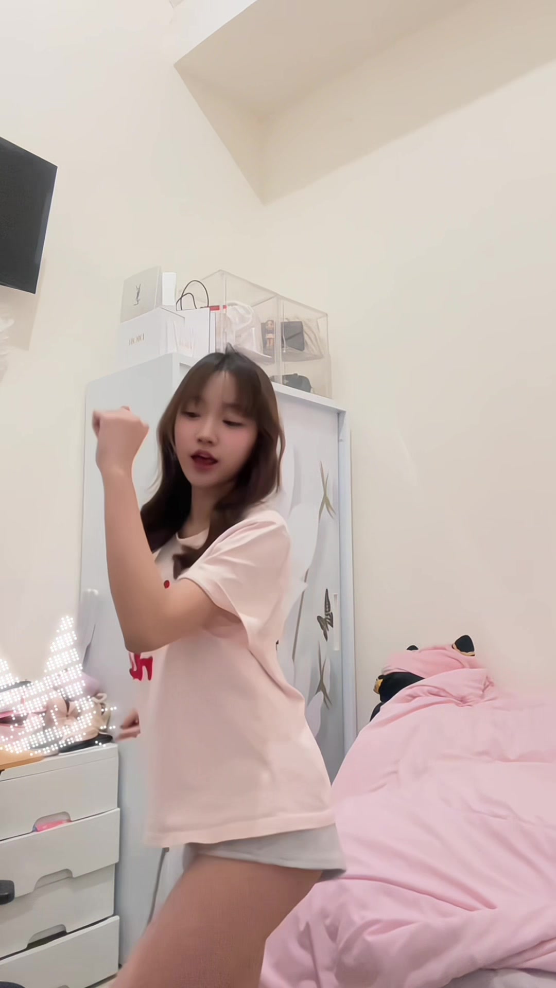 @j๐๐๐พ๐๐