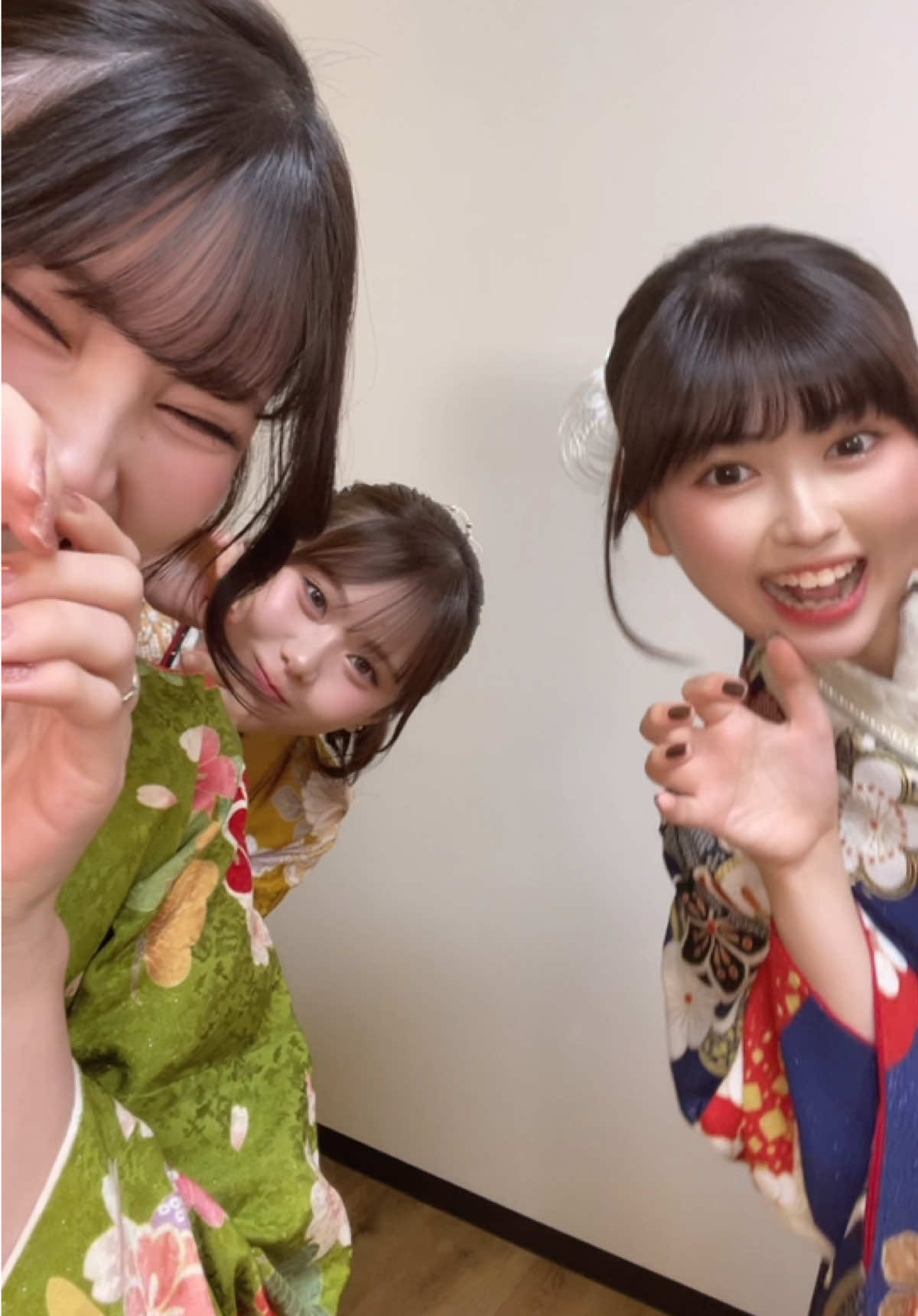 @ジョイフル恵利_振袖ティーンズ