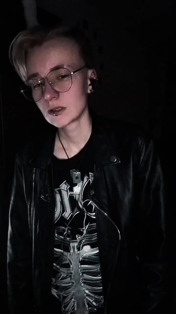 @Alex.vel