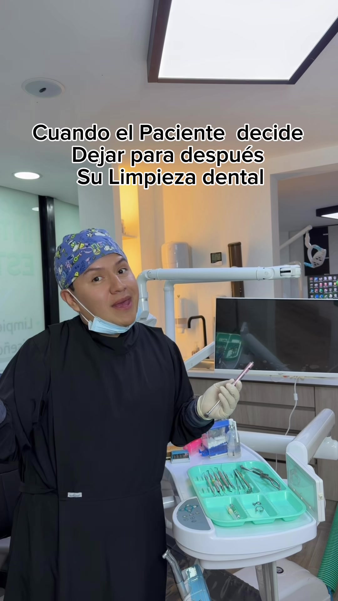 @Odontólogo Adrián Chamba