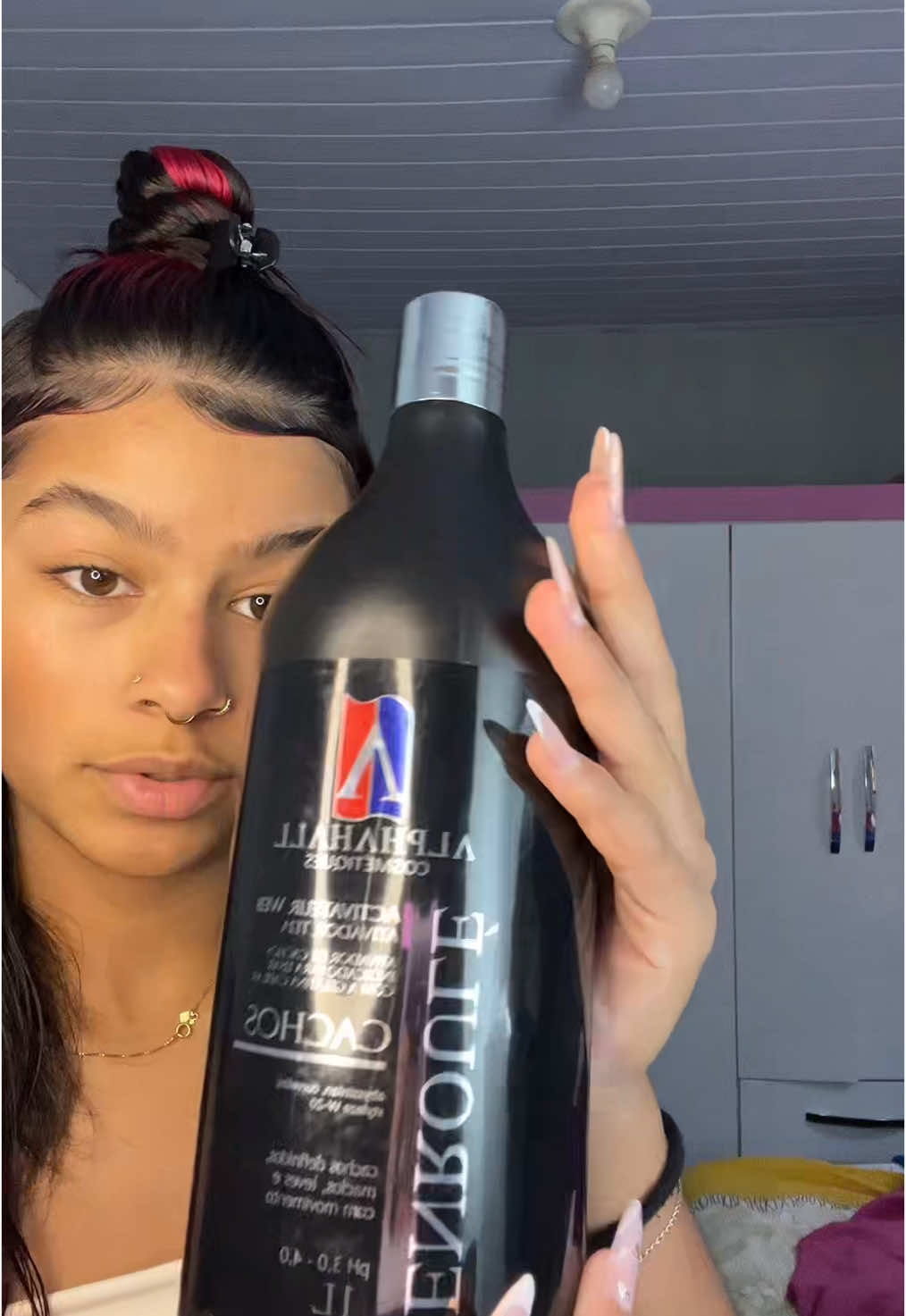 @Ana