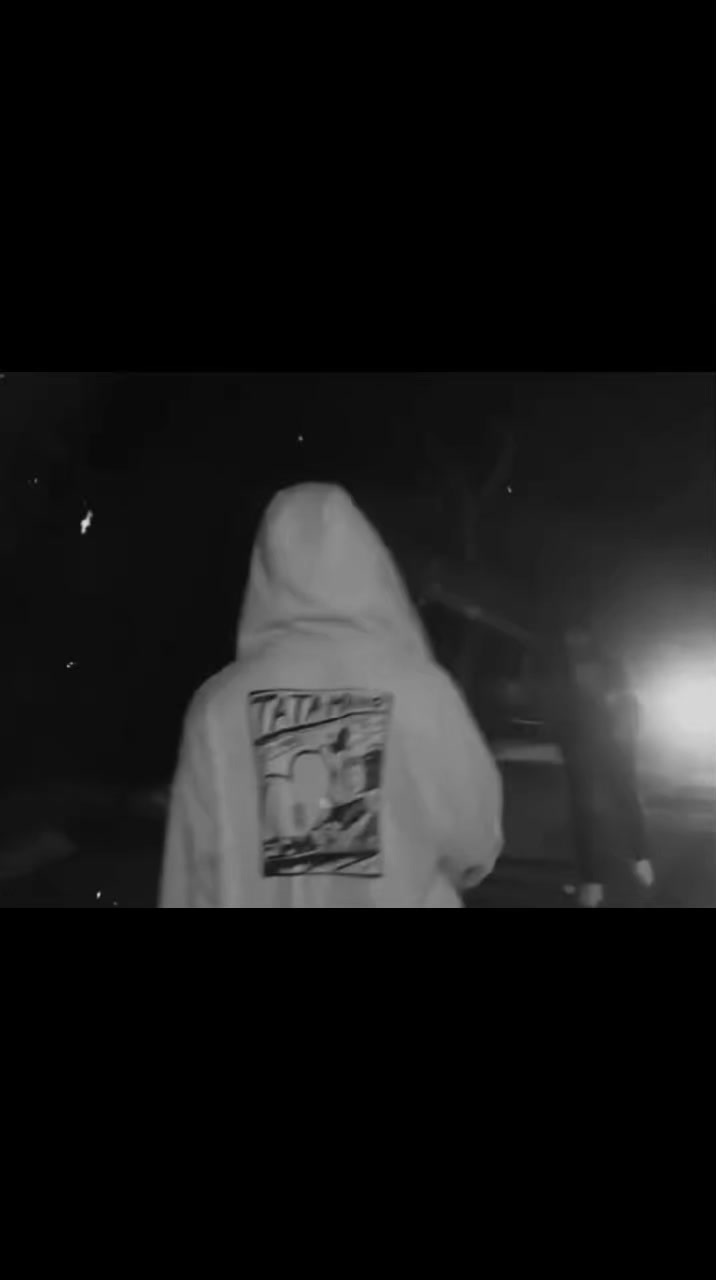@Вэнс-чертов псих