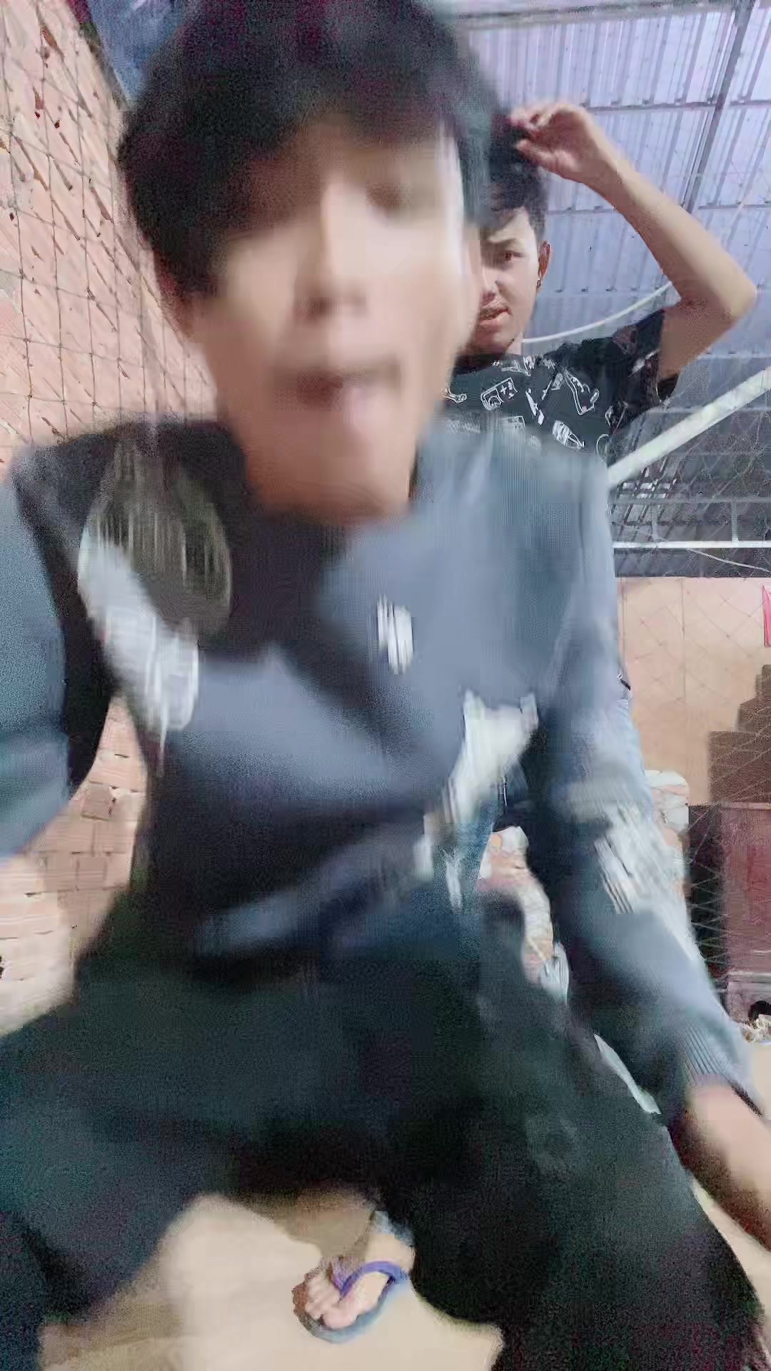 @Ahh Khochjit