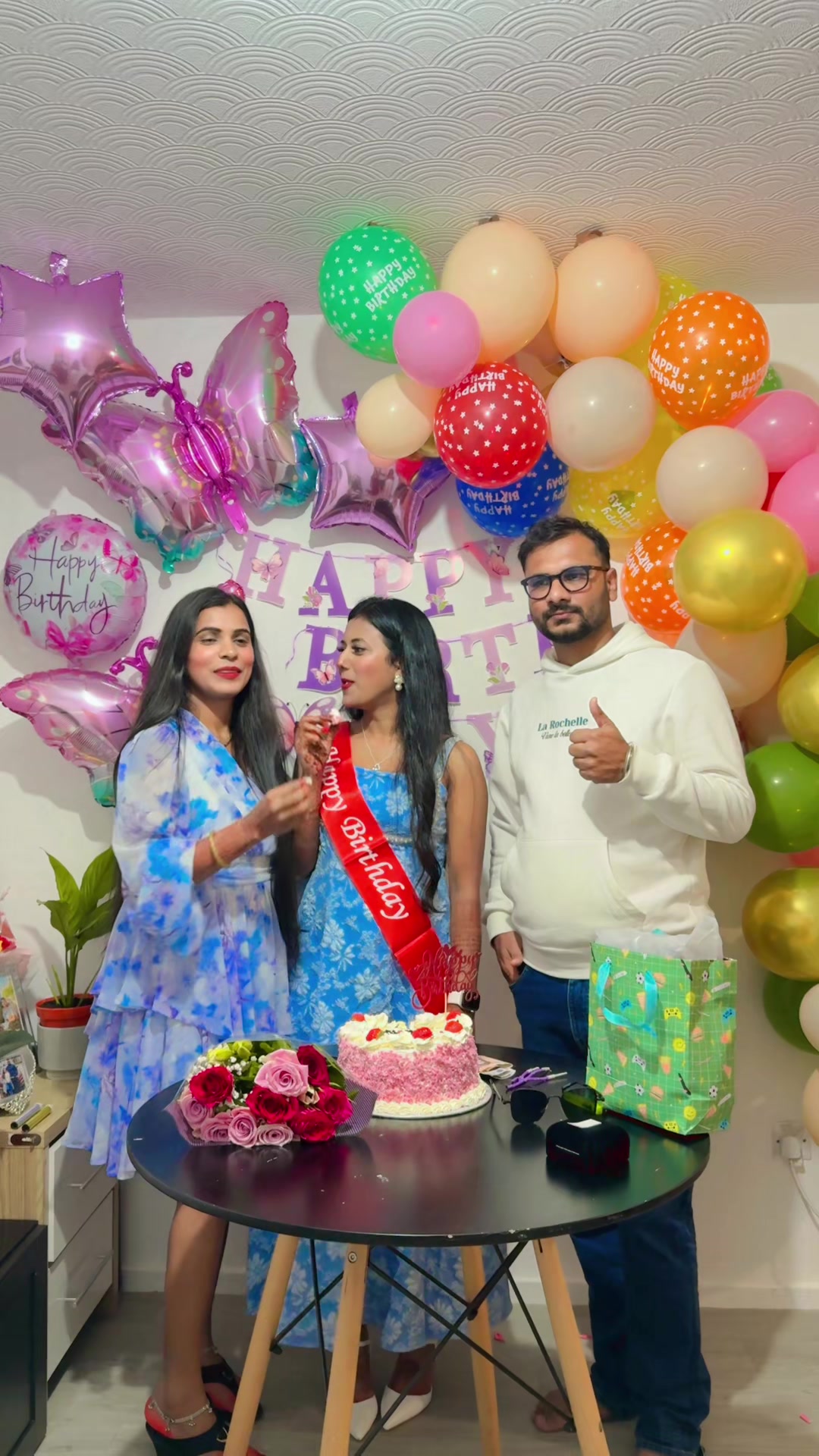 @Ambika sah🇳🇵🙏🇬🇧