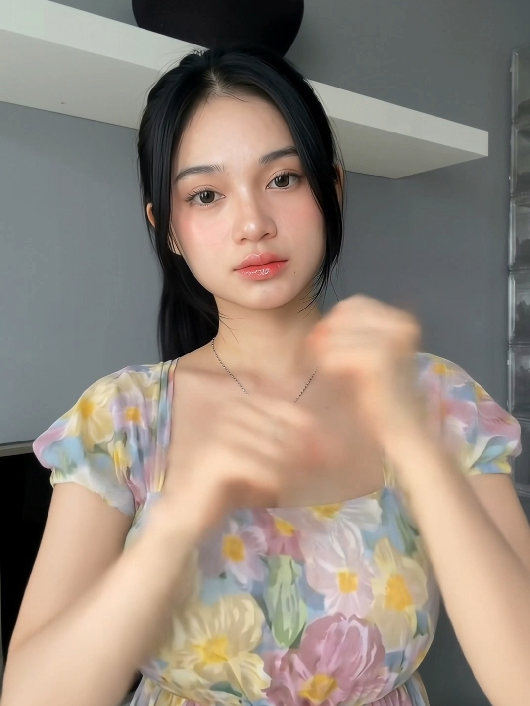 @flora0ne