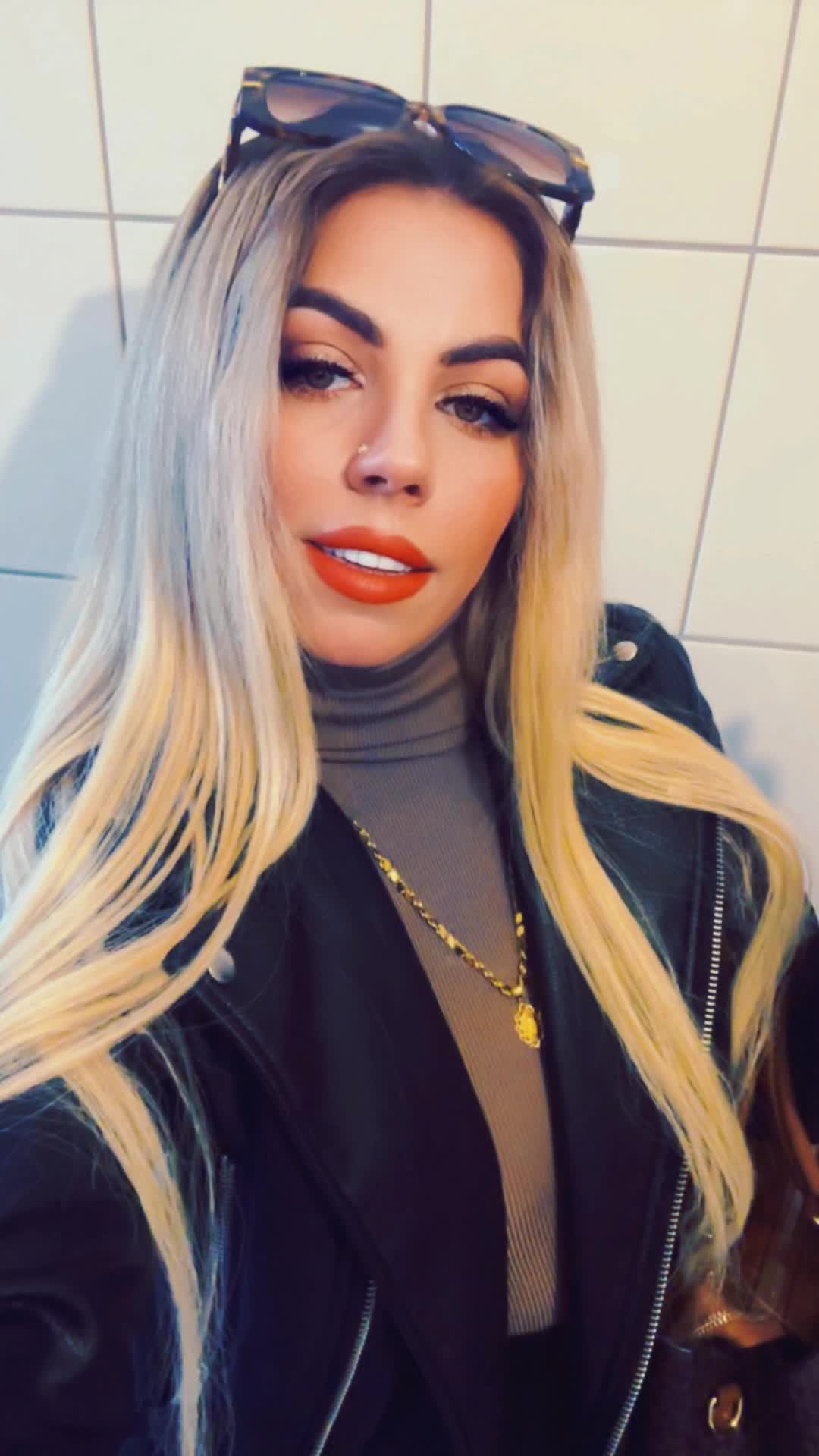 @Askim yalan degildi🖤