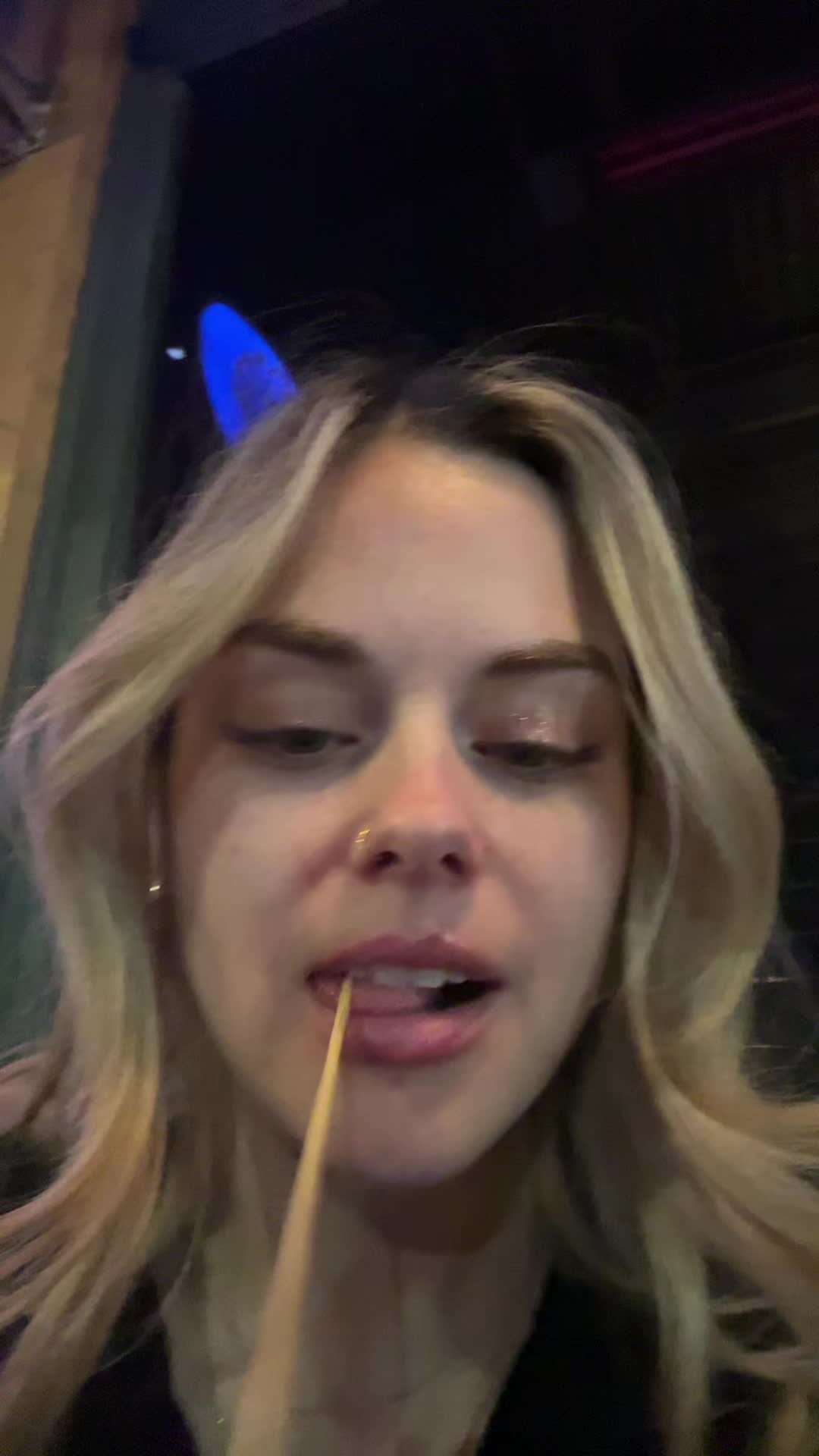 @โ charlie โ
