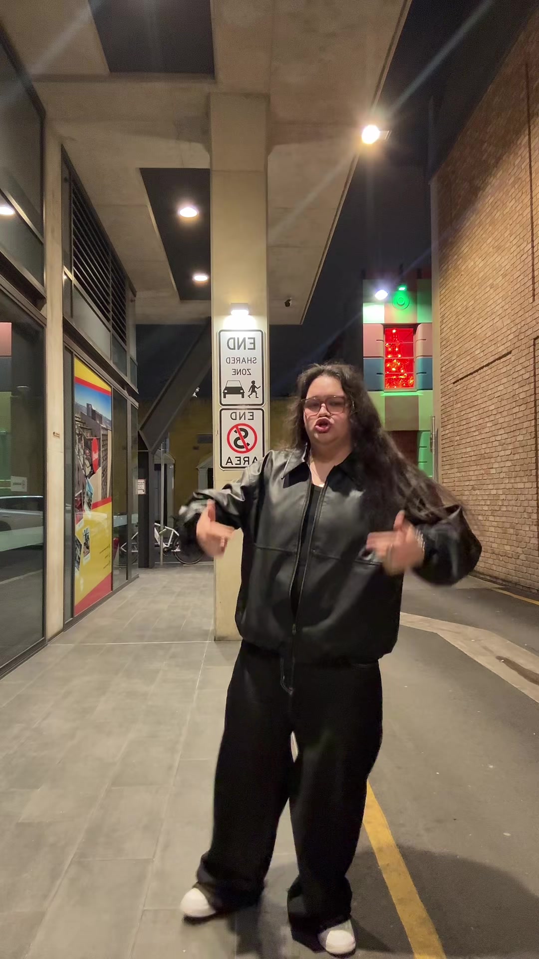 @mo3in