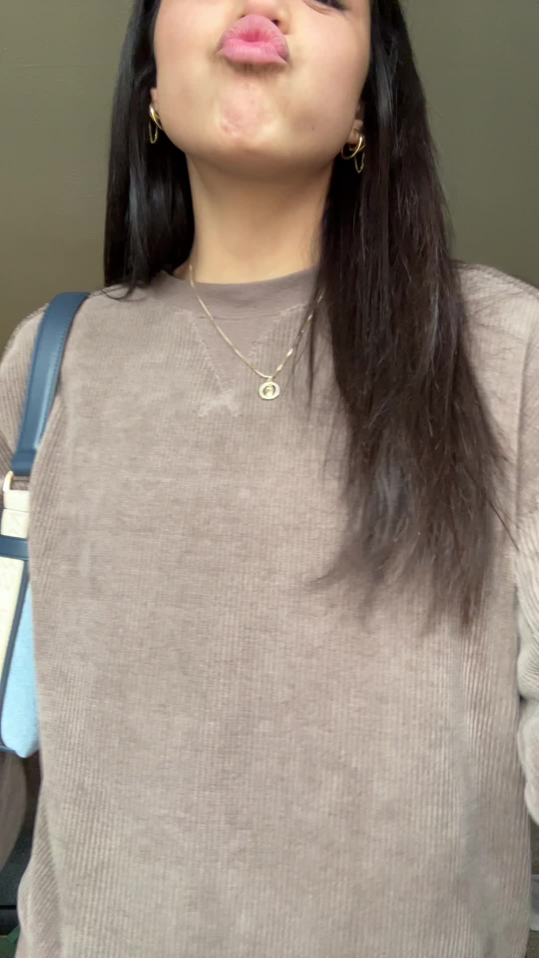 @Esmeralda