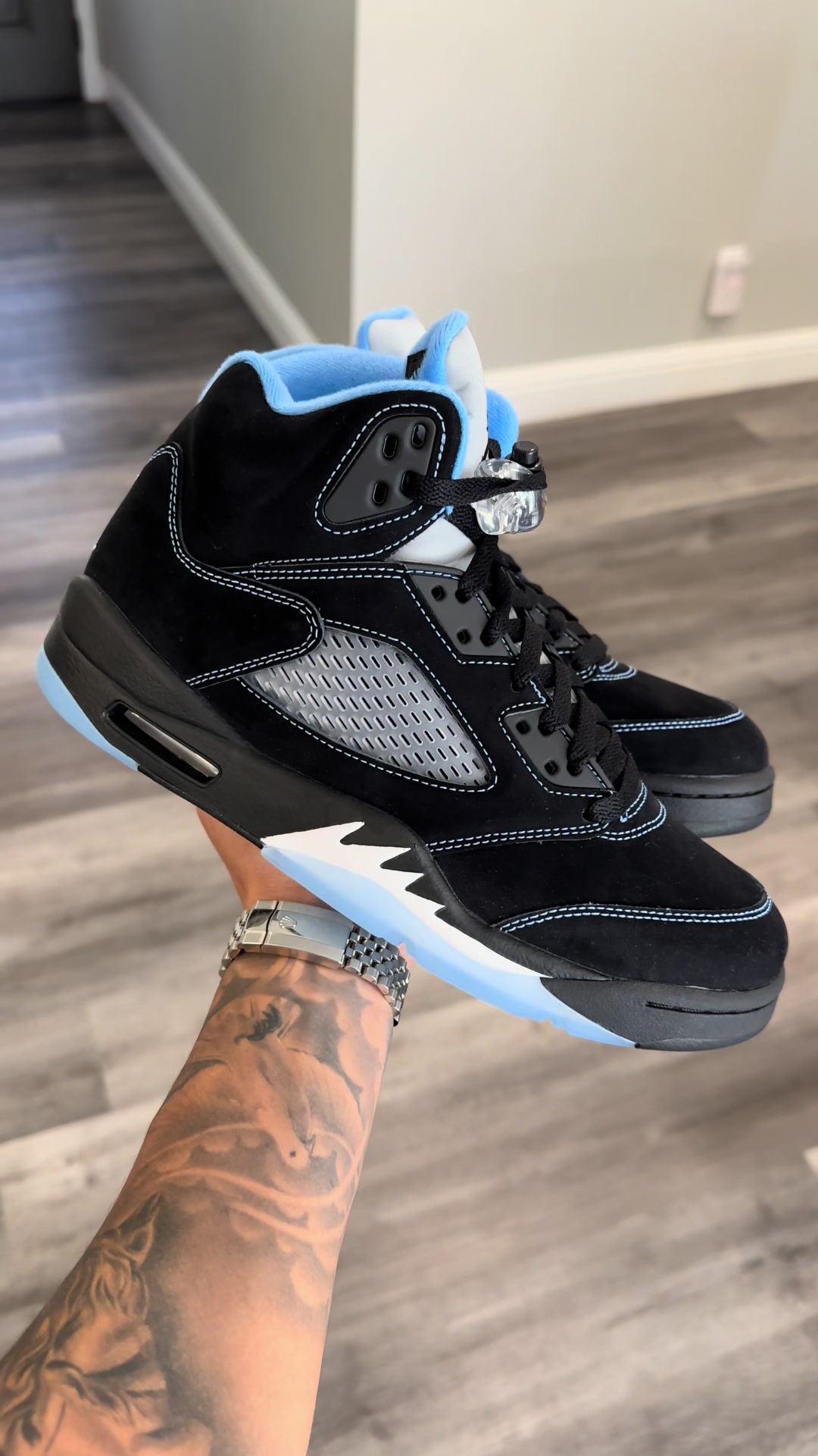 @levelupkickz