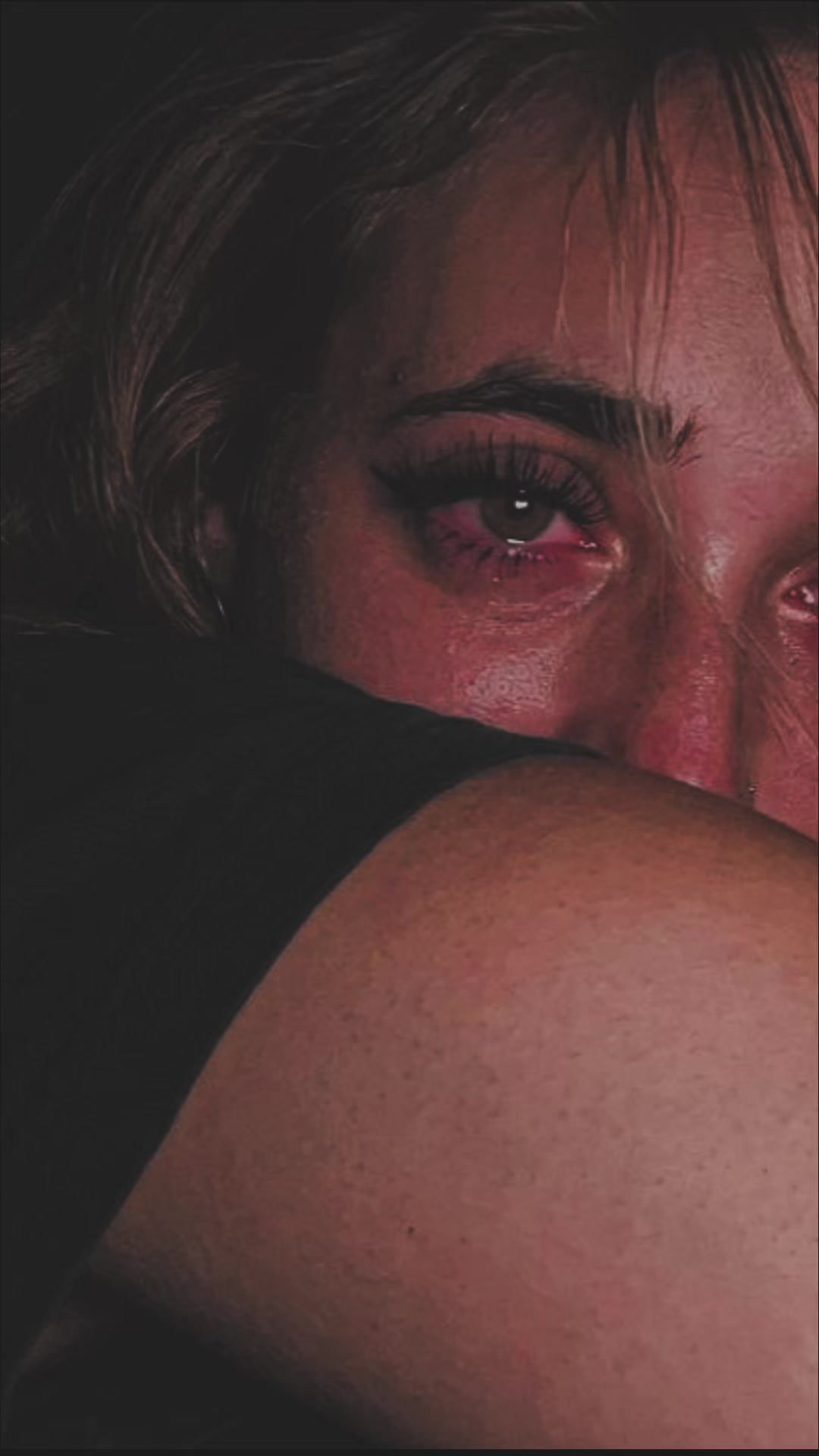 @Разбитое сердце на куски 💔