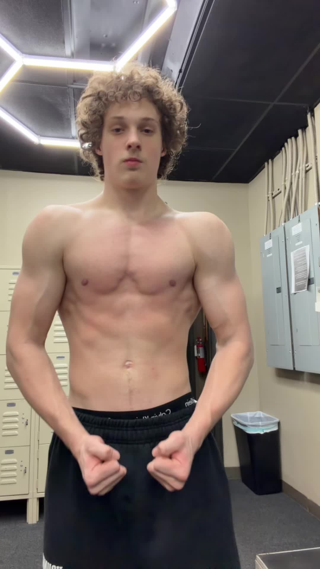 @tylerpplifts
