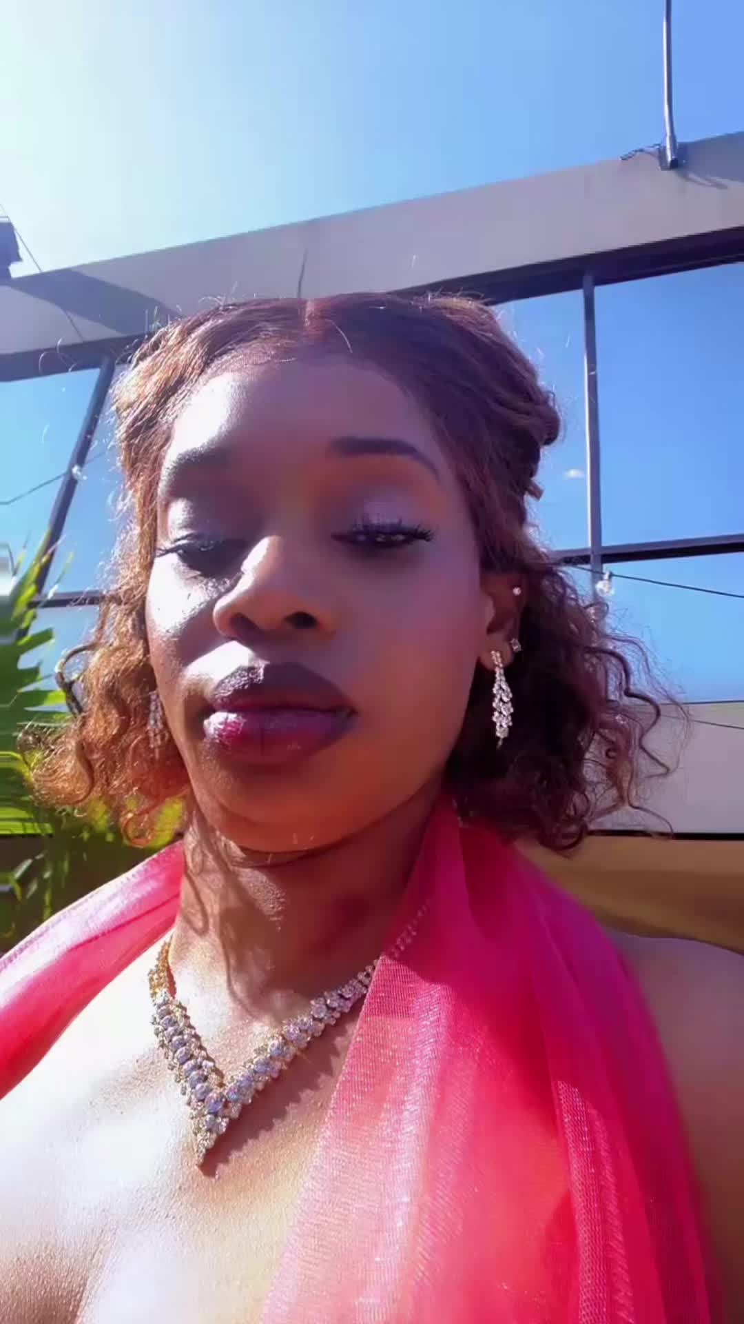 @Miss_Unique