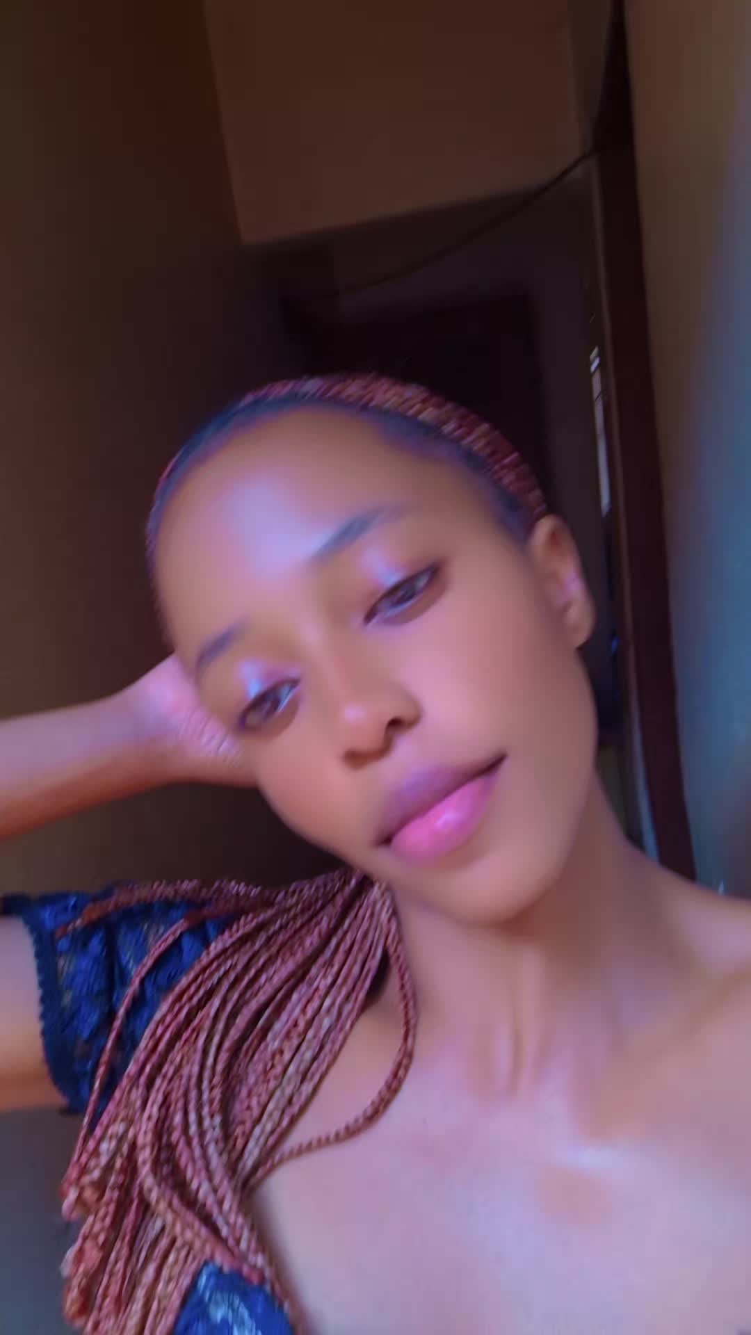 @@𝒋𝒐𝒋𝒐 🌺💙