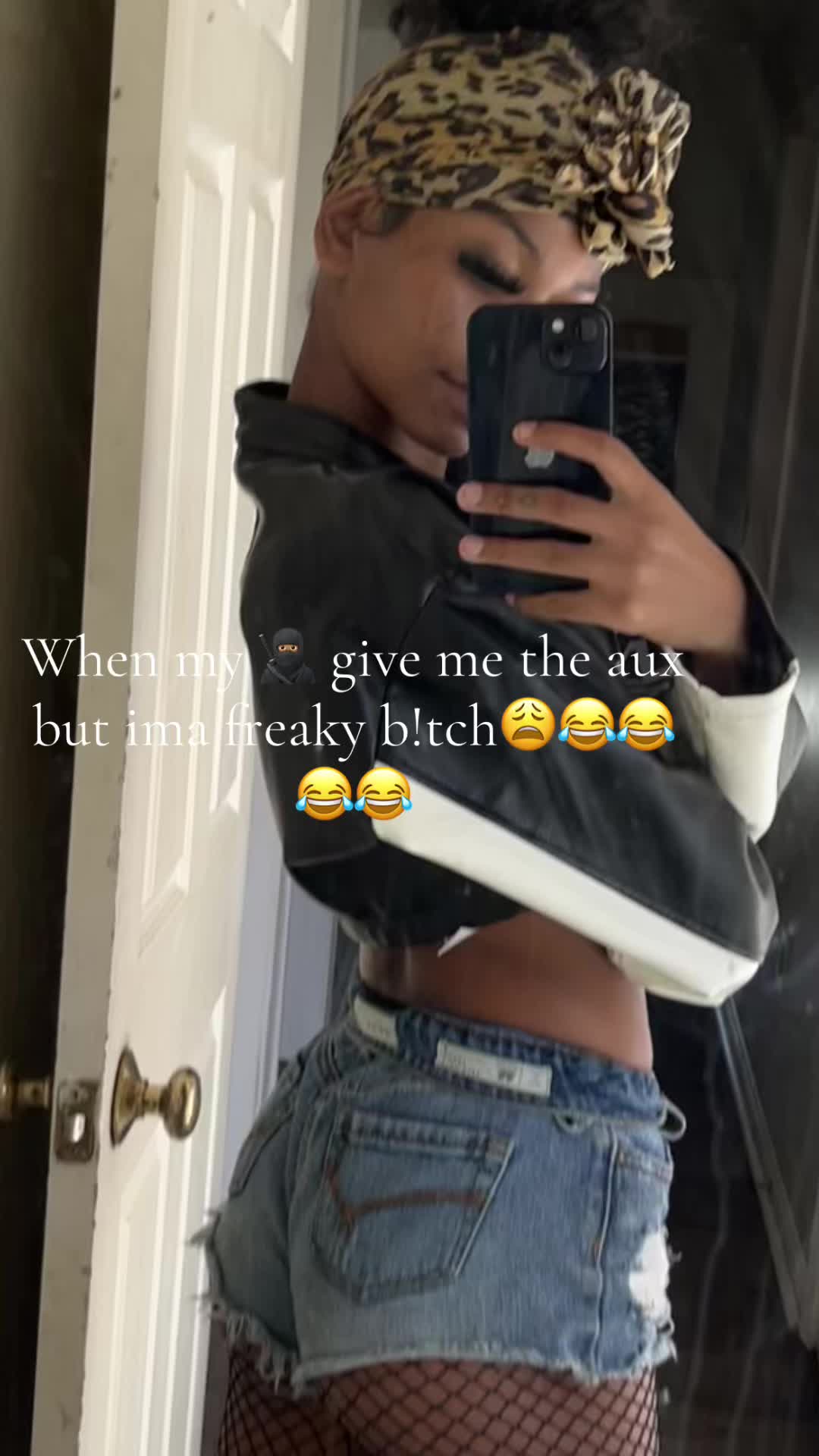 @niiiyaadanielle
