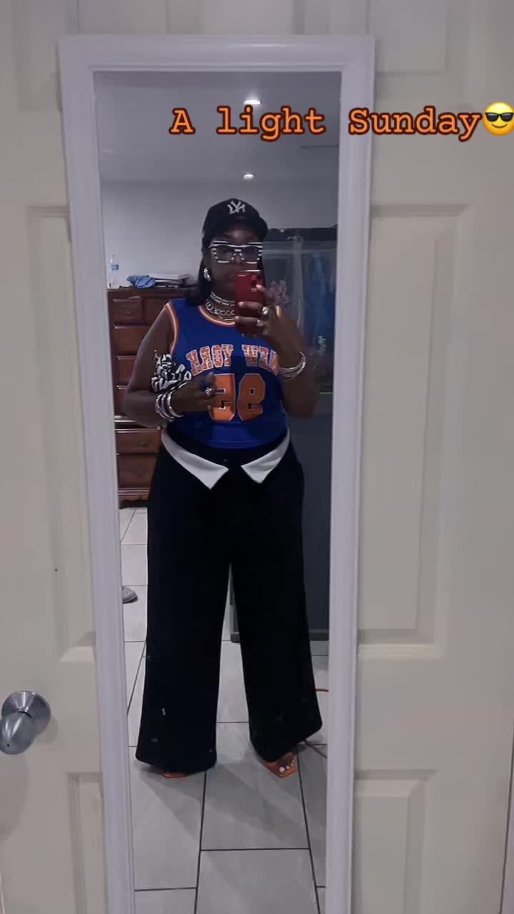 @Brittany: The flyest Auntie😎