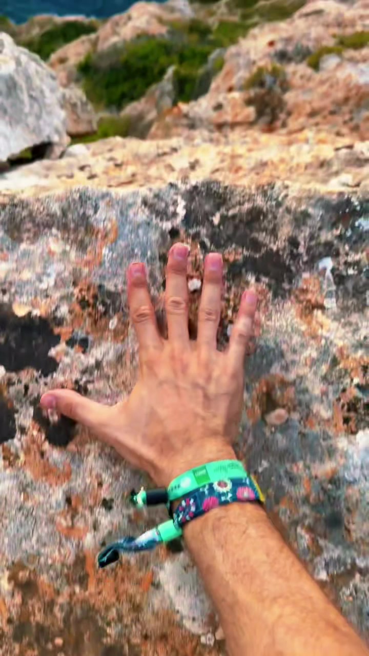 @mega